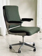 Load image into Gallery viewer, Cast Aluminium Rolling Office Chairs