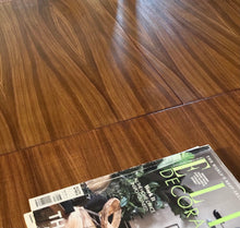 Load image into Gallery viewer, Oval Extendable Dining Table