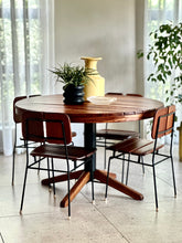 Load image into Gallery viewer, Slatted Top Round Dining Table
