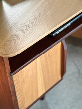 Load image into Gallery viewer, Angular MCM Desk