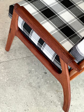 Load image into Gallery viewer, Pair of Vintage "His & Hers" Armchairs