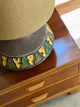 Load image into Gallery viewer, Retro Occasional Table Lamp