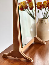 Load image into Gallery viewer, Vintage Freestanding Mirror