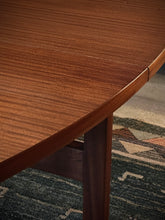 Load image into Gallery viewer, MCM Extendable Dining Set with 6 Chairs