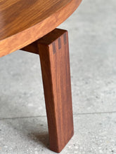 Load image into Gallery viewer, Round Mid-Century Modern Coffee Table
