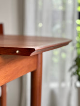 Load image into Gallery viewer, Danish Dining set | Oval Extendable Table & 6 Chairs