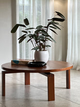 Load image into Gallery viewer, Round Mid-Century Modern Coffee Table