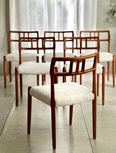 Load image into Gallery viewer, Danish Dining set | Oval Extendable Table & 6 Chairs