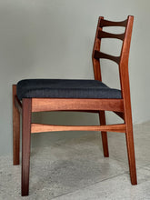 Load image into Gallery viewer, DS Vorster Dining Room Set