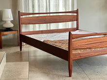 Load image into Gallery viewer, Vintage DS Vorster Double Bed (Including spring base)