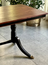 Load image into Gallery viewer, Duncan Phyfe-Style Dining Table