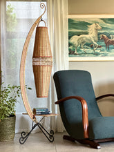 Load image into Gallery viewer, Banana Chair