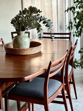 Load image into Gallery viewer, MCM “Novocraft” Extendable Dining Table