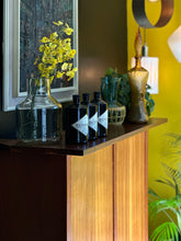 Load image into Gallery viewer, Small Vintage Bar Counter