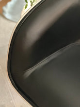 Load image into Gallery viewer, Retro-look Swivel Chairs