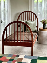 Load image into Gallery viewer, Charming Pair of Vintage, Single Beds