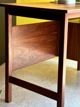 Load image into Gallery viewer, Vintage 1970's Desk