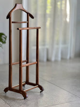 Load image into Gallery viewer, Vintage Dumb Valet - Beechwood