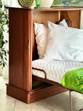 Load image into Gallery viewer, Ingenious Murphy Bed