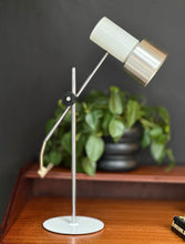 Load image into Gallery viewer, Prova Desk Lamp