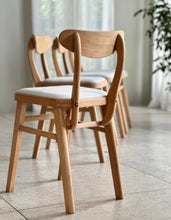 Load image into Gallery viewer, Retro Kitchen Table with a Set of Four Chairs