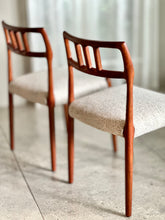 Load image into Gallery viewer, Danish Dining set | Oval Extendable Table & 6 Chairs