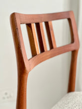 Load image into Gallery viewer, Danish Dining set | Oval Extendable Table & 6 Chairs