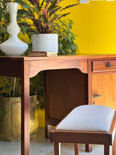 Load image into Gallery viewer, Compact Vintage Desk