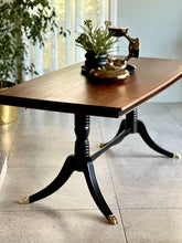 Load image into Gallery viewer, Duncan Phyfe-Style Dining Table
