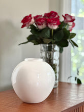 Load image into Gallery viewer, Bauhaus White Porcelain Vase by Trude Petri for KPM Berlin, 1930s