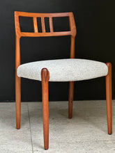 Load image into Gallery viewer, Danish Dining set | Oval Extendable Table & 6 Chairs