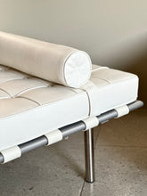 Load image into Gallery viewer, Barcelona-Style Daybed