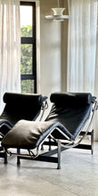 Load image into Gallery viewer, LC4 - Le Corbusier Chaise Longue