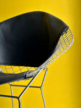 Load image into Gallery viewer, Bertoia Diamond Chair