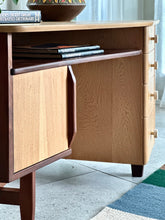 Load image into Gallery viewer, Angular MCM Desk