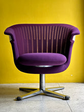 Load image into Gallery viewer, "Steelcase" i2i Swivel Collaborative Chair | Ergonomic Dual Swivel Chair