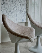 Load image into Gallery viewer, Mid-Century Modern Diamond-Shape Chairs