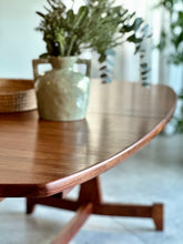 Load image into Gallery viewer, MCM “Novocraft” Extendable Dining Table