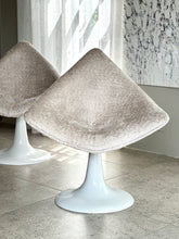 Load image into Gallery viewer, Mid-Century Modern Diamond-Shape Chairs