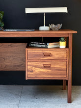 Load image into Gallery viewer, Vintage 1970's Desk