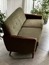 Load image into Gallery viewer, Mid-Century "Airflex" Couch