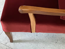 Load image into Gallery viewer, Vintage, Oak Framed Couch
