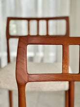 Load image into Gallery viewer, Danish Dining set | Oval Extendable Table & 6 Chairs