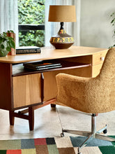 Load image into Gallery viewer, Angular MCM Desk