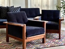 Load image into Gallery viewer, Retro Lubis Three-Seater Couch in Midnight Navy