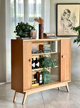 Load image into Gallery viewer, Oak Display / Drinks Cabinet