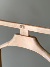 Load image into Gallery viewer, MCM Dumb Valet