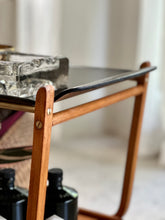 Load image into Gallery viewer, Mid-Century Drinks Trolley