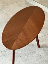 Load image into Gallery viewer, Modern-Made Surfboard Style Coffee Table