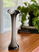 Load image into Gallery viewer, Vintage Glass Stem Vases